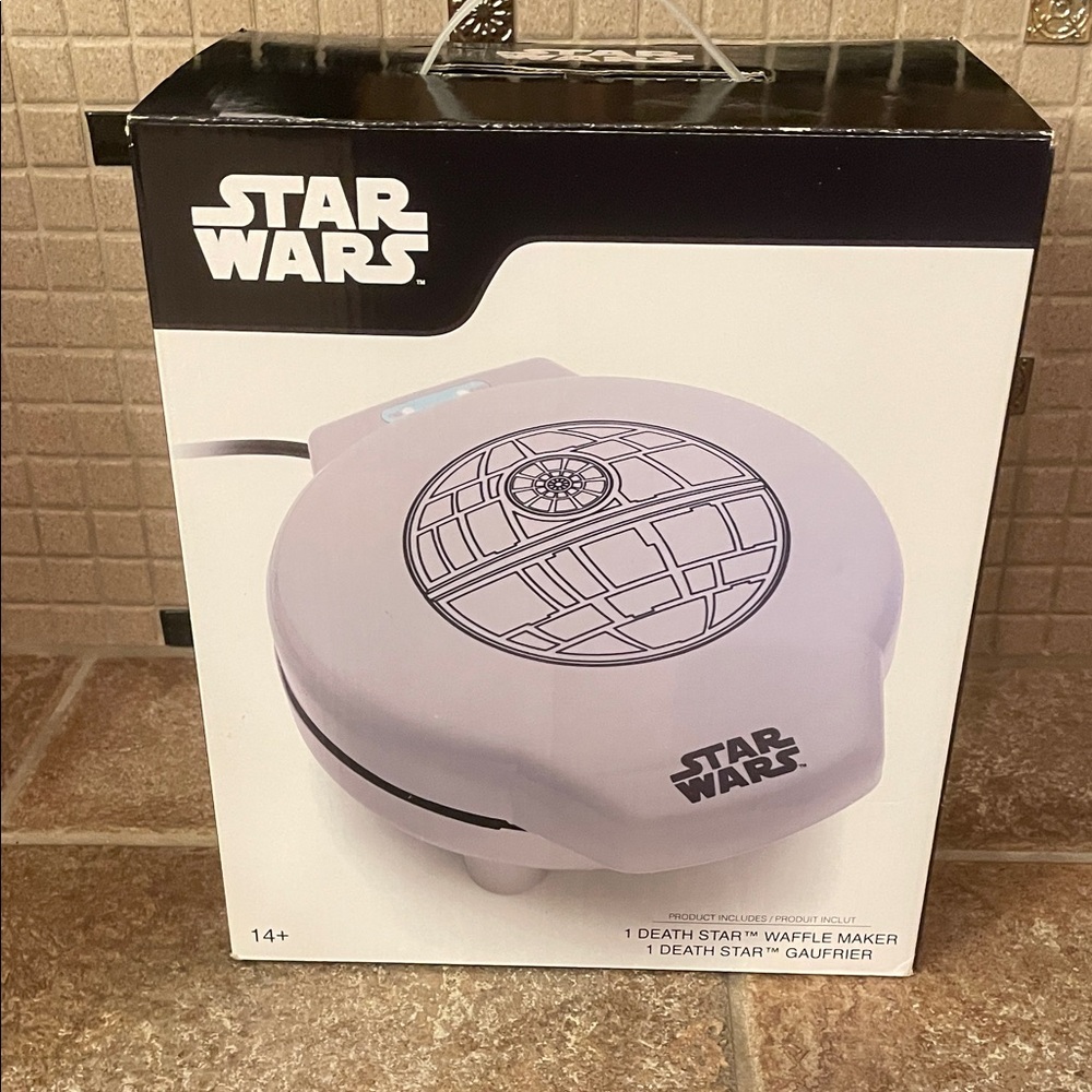 Star Wars Gray Death Star Waffle Maker